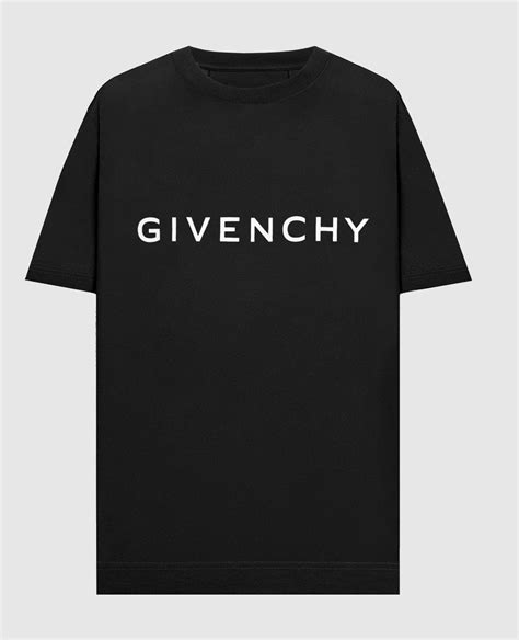 Купить женские футболки Givenchy .